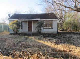 304 SW Oak St, Red Oak, OK 74563
