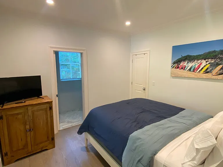 48 Tyrone Dr — Photo 18