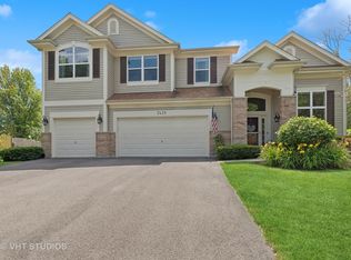 7435 Prescott Ln, Gurnee, IL 60031