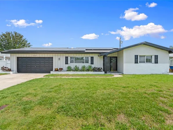 2132 Academy Dr, Clearwater, FL 33764