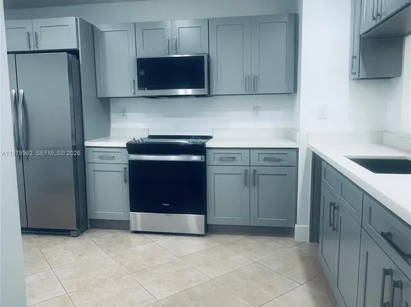 6618 NW 188th Ln #0, Hialeah, FL 33015