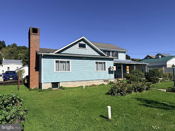3rd image of 519 W 4th St