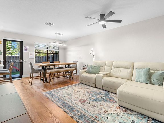 3rd image of 9615 Watercrest Isle