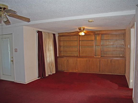 5th image of 721 N Lamar St