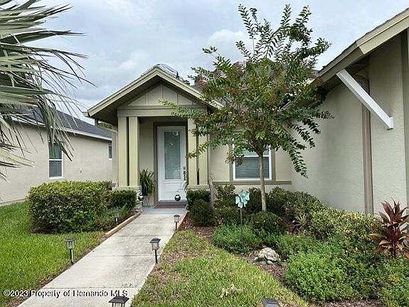 5th image of 17948 Passionflower Cir