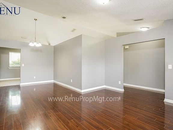 4th image of 589 Robert Livingston St #6