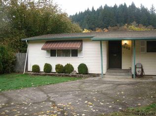 1223 S Water St, Silverton, OR 97381