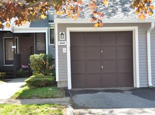 1606 Mill Pond Dr, South Windsor, CT 06074