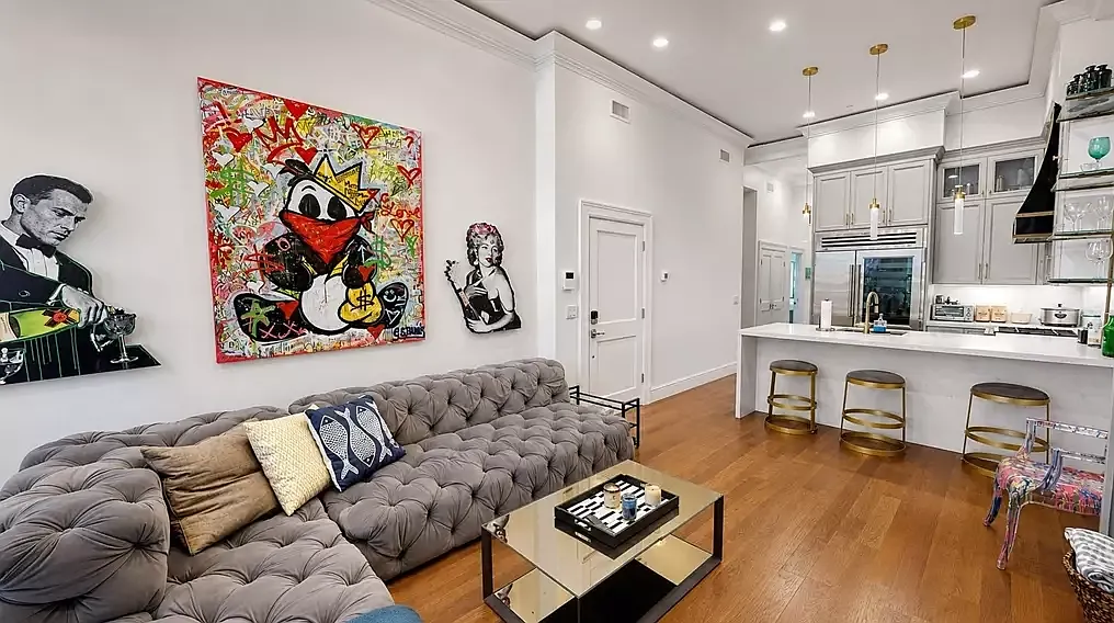 1 bed, 1.5 bath, $3,000 — Photo 2