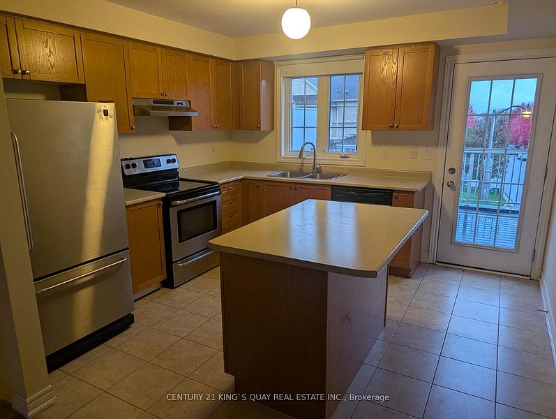 Markham Townhouse for rent - 3 Bedrooms — photo 5