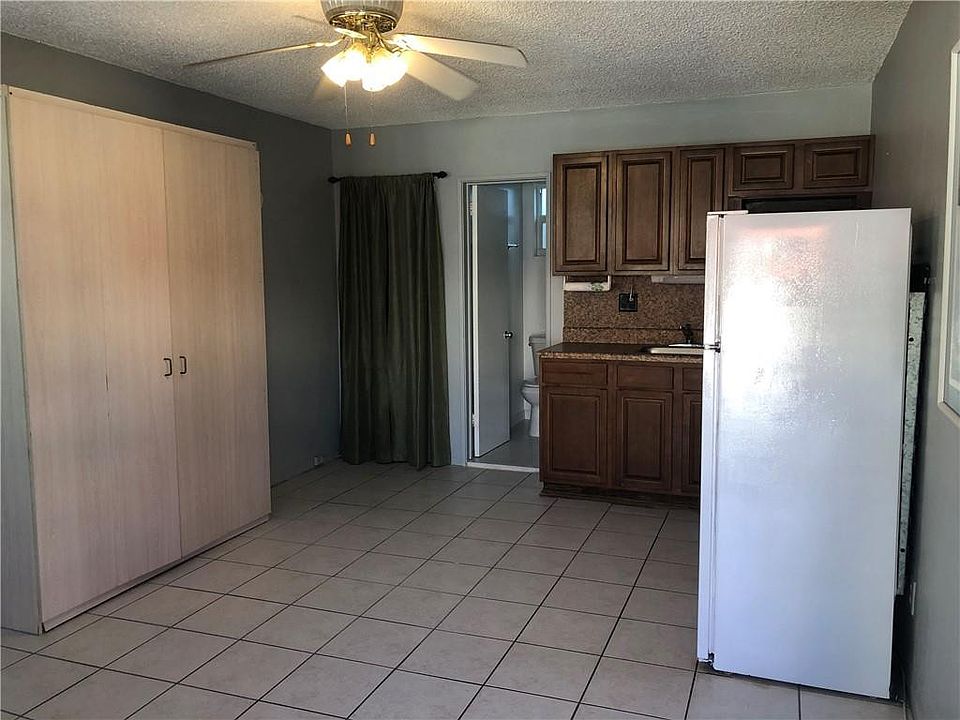 1st image of 335 E Connecticut Street #106