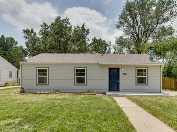 1315 E Charleston Dr, Wichita, KS 67219