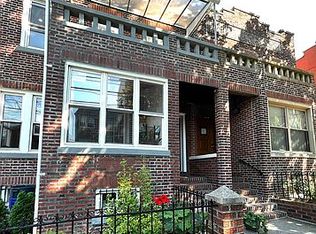 25-15 42nd St #2, Astoria, NY 11103
