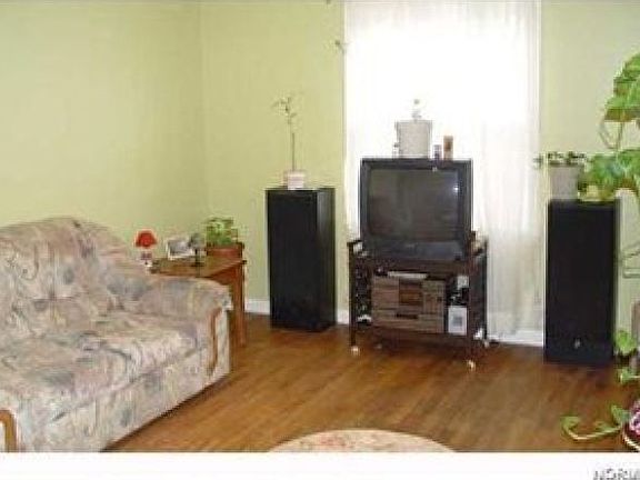 2nd image of 4065 Palm Ave