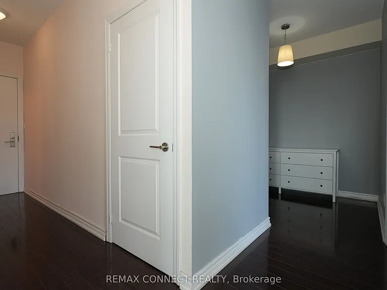 30 Herons Hill Way #1605 — Photo 18