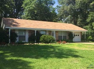926 E McDonald St, Mineola, TX 75773
