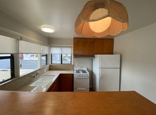 203 Topaz Ave #2B-1BA-560SQFT, Newport Beach, CA 92662