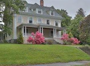 251 N Bay St, Manchester, NH 03104