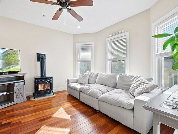 2nd image of 36 Trident Ave #B