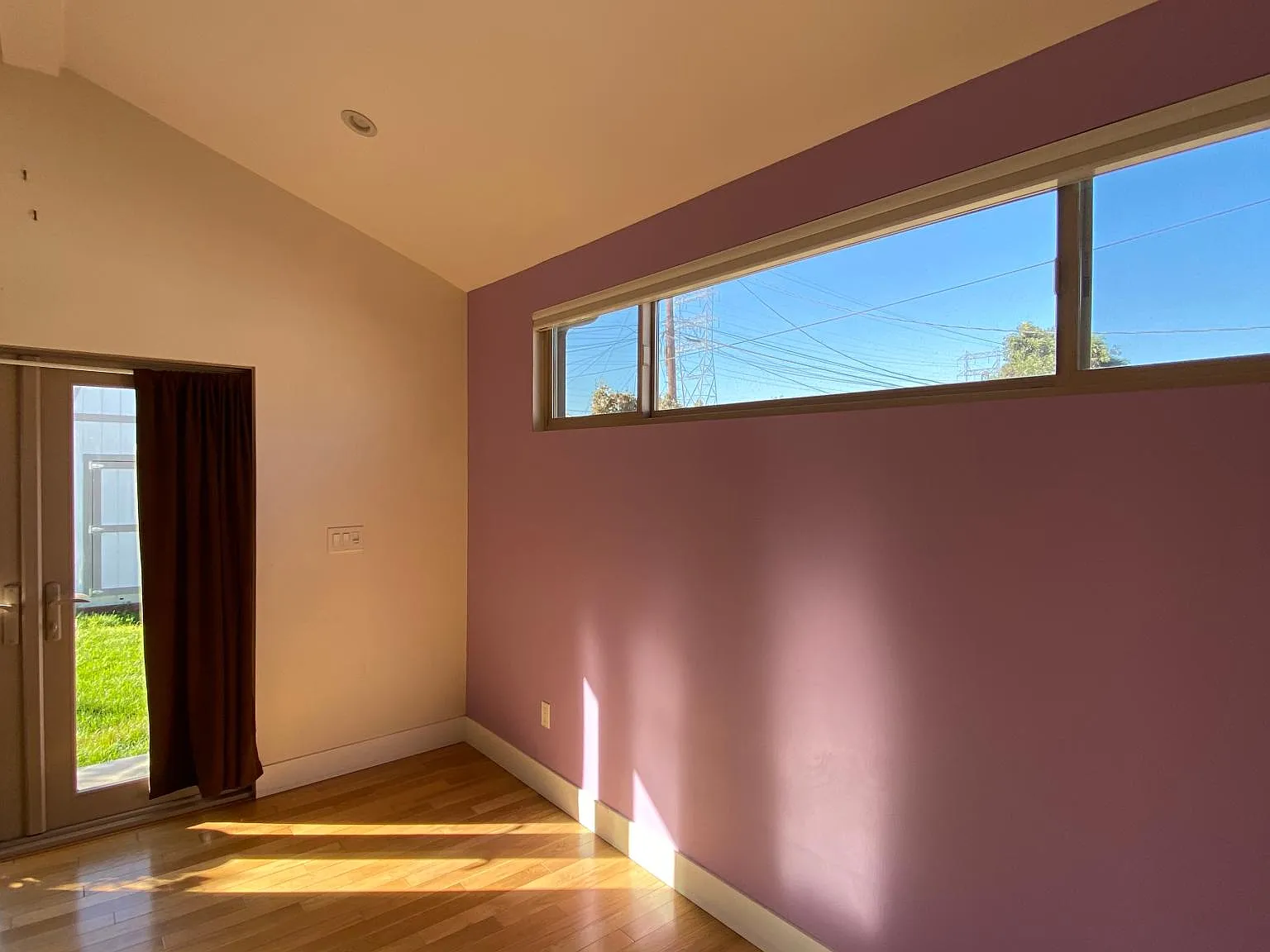 2733 S Spaulding Ave — Photo 3