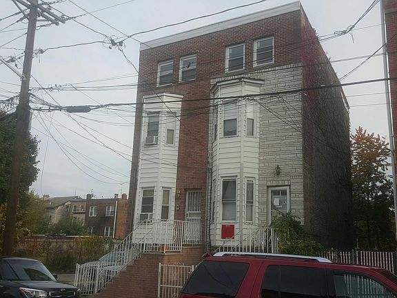 4th image of 312 Halladay St