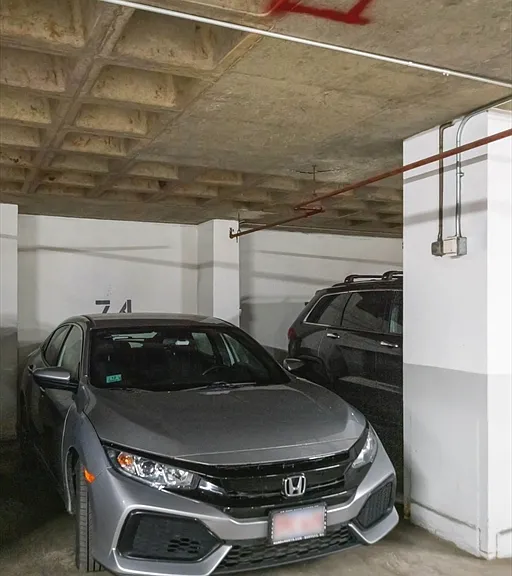 566 Commonwealth Ave #Penthouse 2 — Photo 17