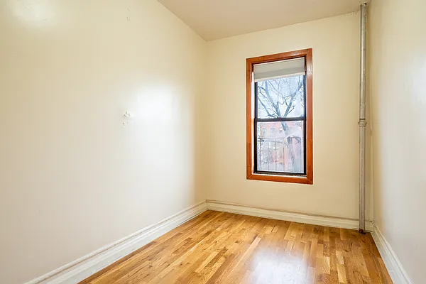 Rented by Simply Brooklyn Realty Inc | media 24