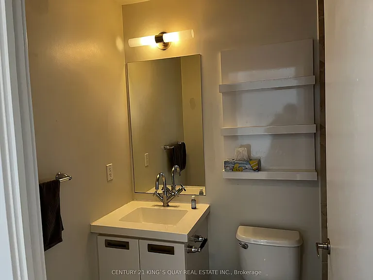 90 Stadium Rd #607 — Photo 5