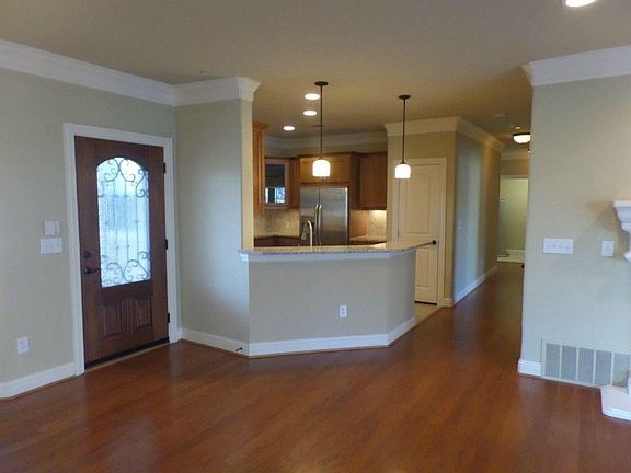 4th image of 4210 Prescott Ave APT F