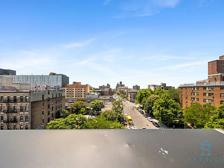 11 Lewis Ave #PENTHOUSE — Photo 14