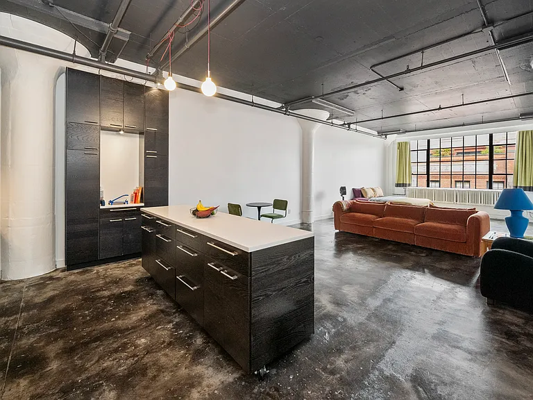 1314 NW Irving St #612 — Photo 9