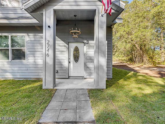 4th image of 2746 POINSETTIA Avenue
