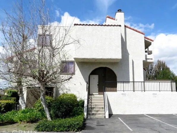 22020 Strathern St Unit 31, Canoga Park, CA 91304