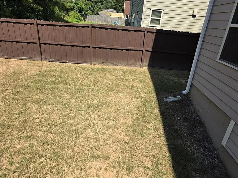 6850 Rocking Horse Ln — Photo 16