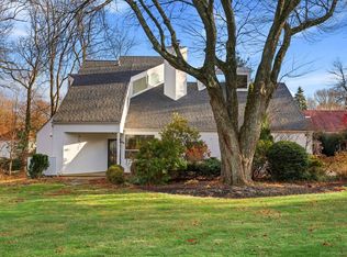 38 Chester Rd, Easton, CT 06612