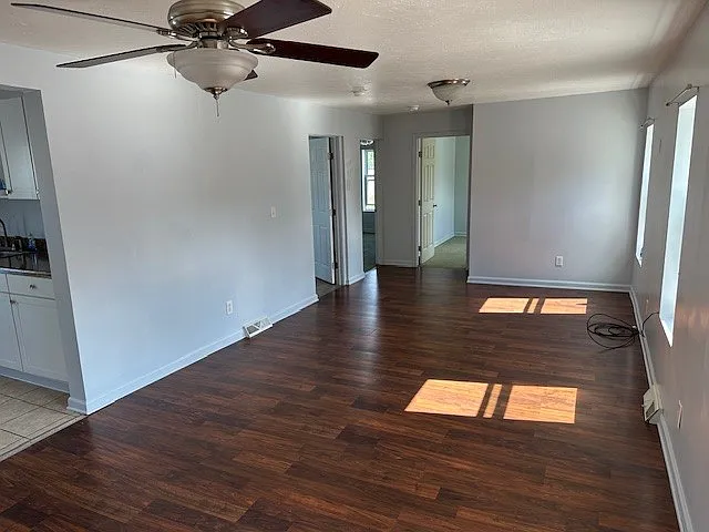 248 Pillow St — Photo 13