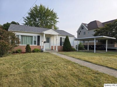 241 Cherry St, Carthage, IL, 62321