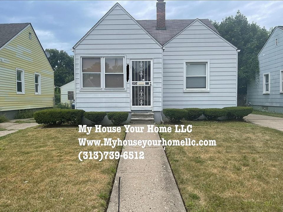 Front of Home/Enclosed Porch