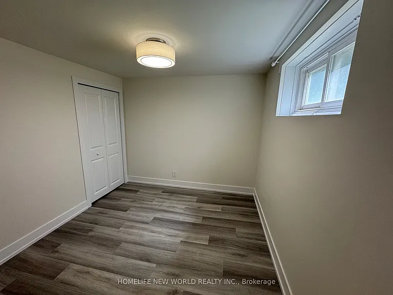 47 Shropshire Dr — Photo 7