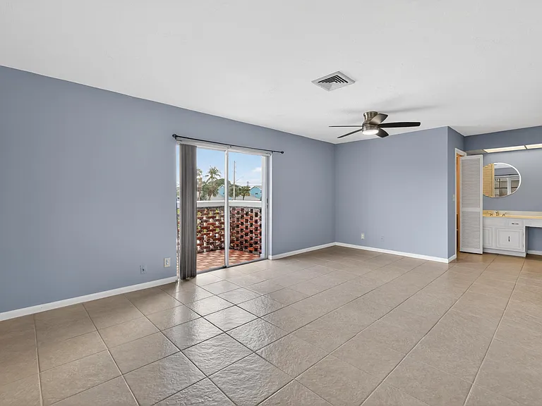 423 Pine Tree Ct #23 — Photo 18