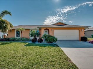 2106 Bolado Pkwy, Cape Coral, FL 33990