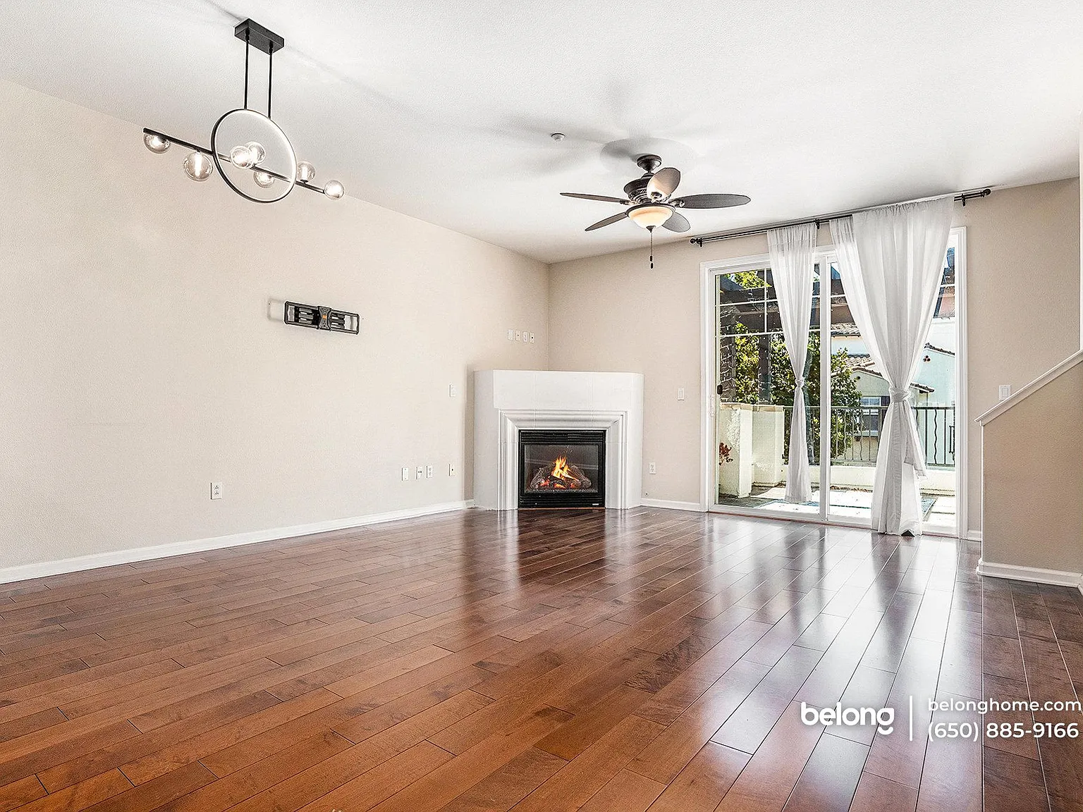 1 bed, 1.5 bath, 1243 sqft, $3,195 — Photo 2