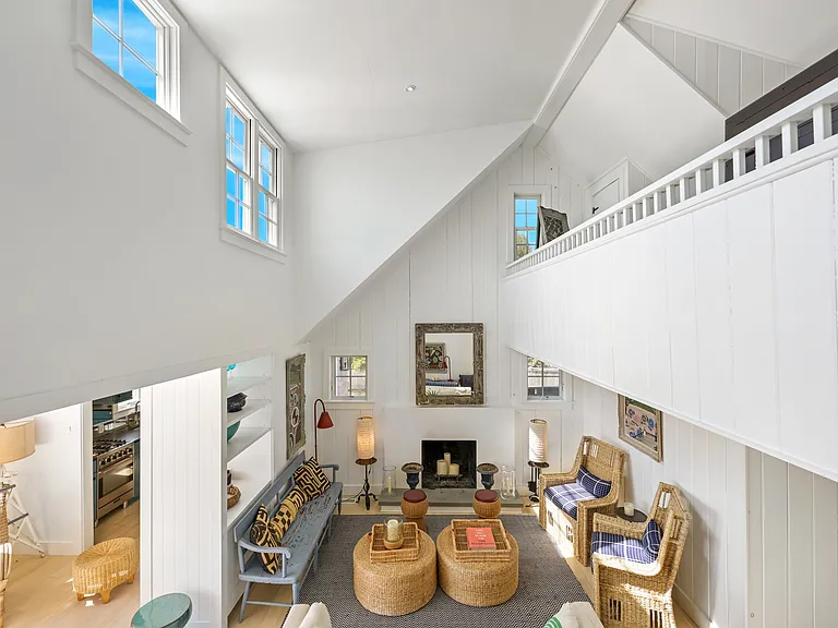 41 E Beach Dr — Photo 12