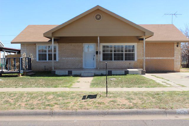 1st image of 2709 Mariana Ave