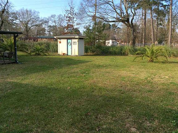 2nd image of 13470 Wayside Dr