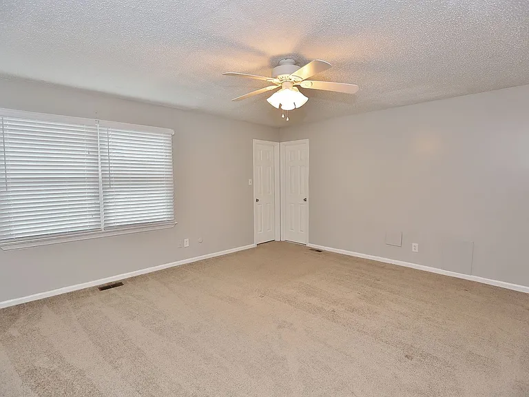 1207 Captain Adams Ct — Photo 20