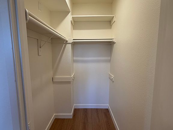 2nd image of 7349 Balboa Blvd #2