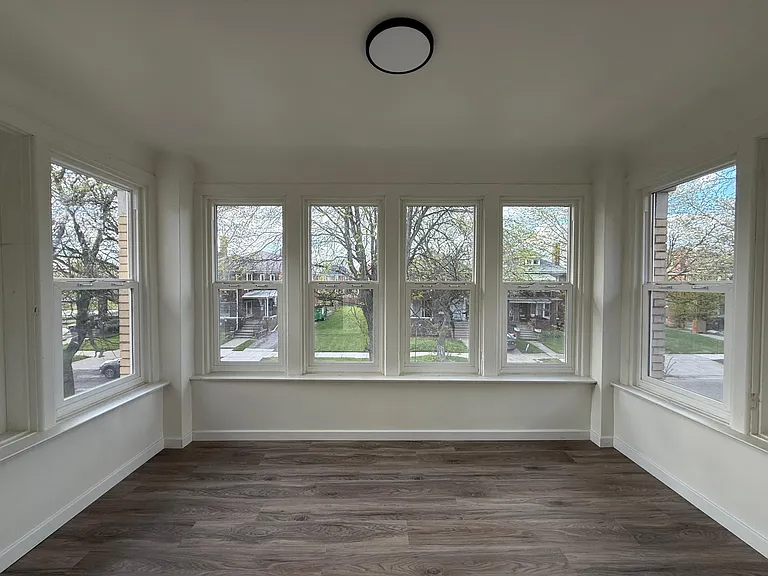 2509 Gladstone St #2 — Photo 14