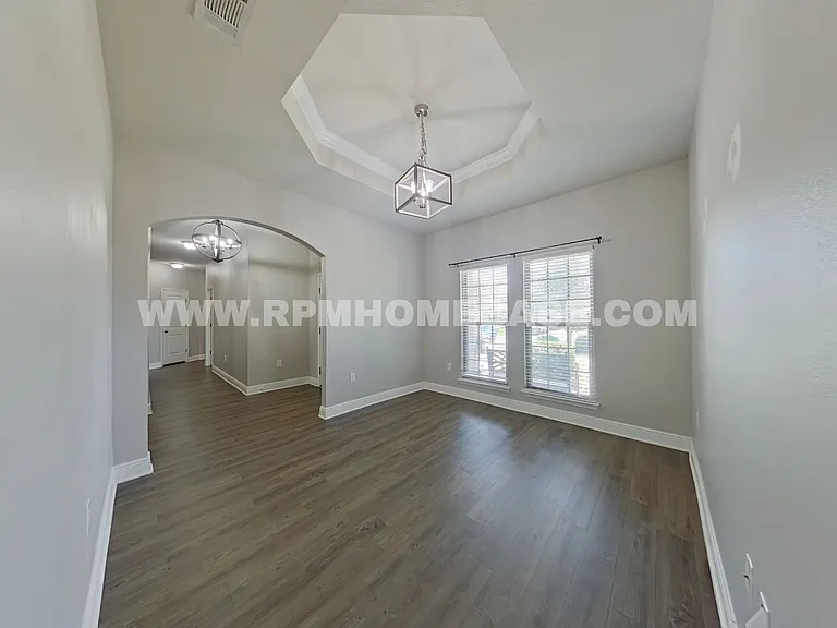 432 Chickadee St — Photo 4