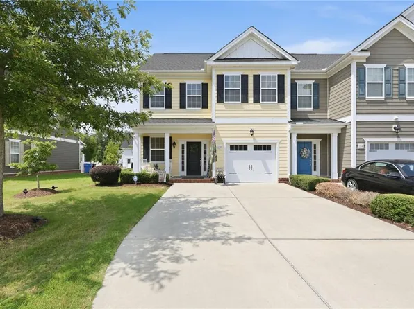 5247 Lombard St, Chesapeake, VA 23321